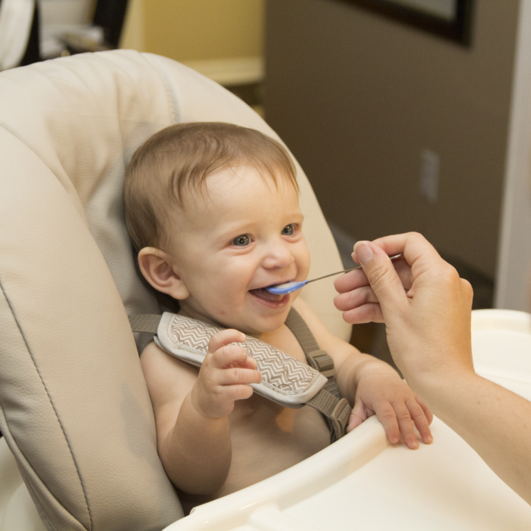 L’art de l’alimentation des bébés multiples !